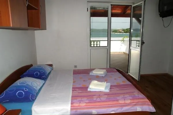 Apartmentsin Pasman With Air Condition, Wifi 4650-1 -2 0*,  Croazia