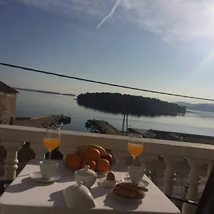 Apartman Esperanza, Pasman